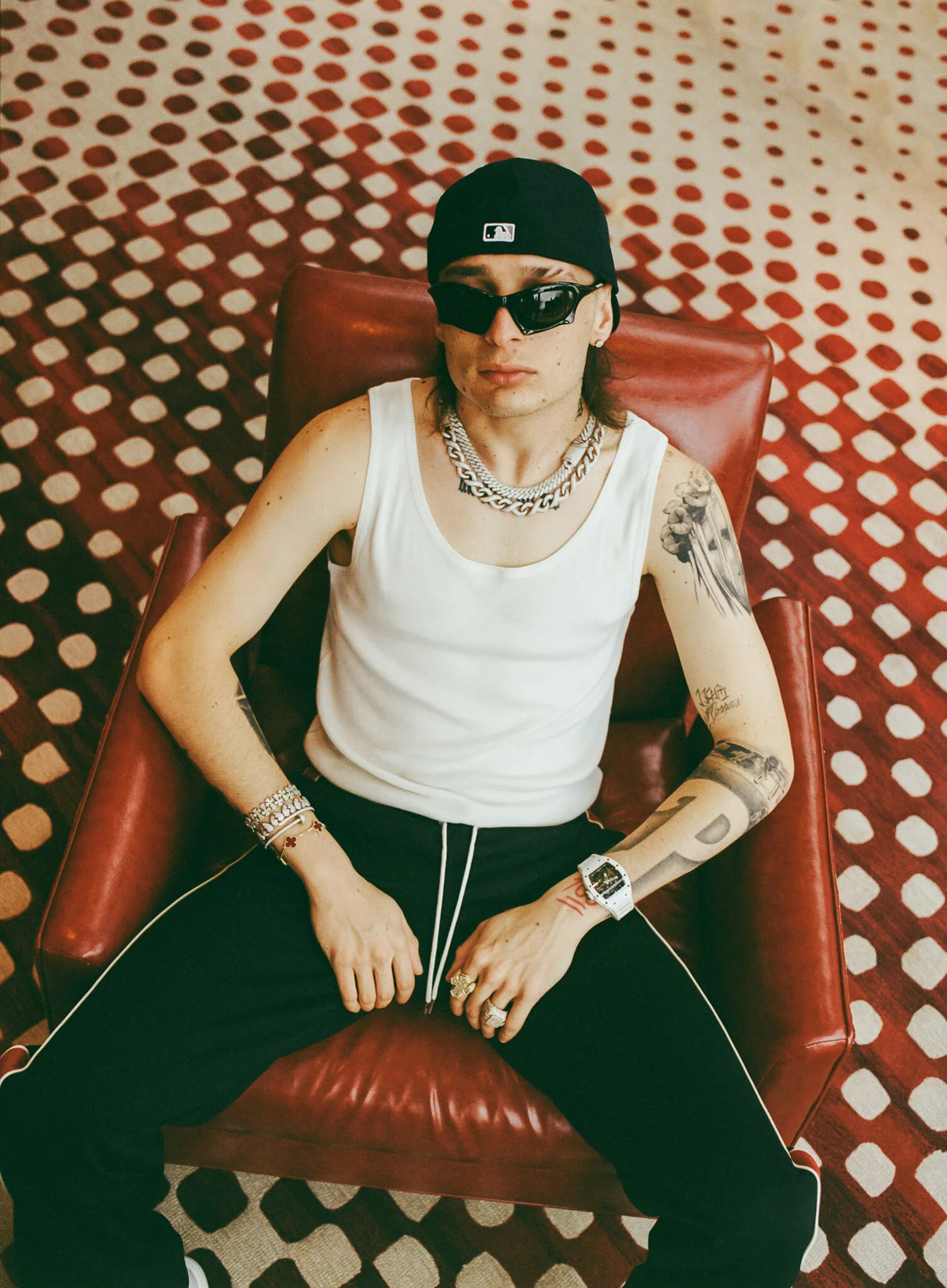 Peso Pluma sorprende con su nuevo corte de cabello ¡Esta irreconocible!