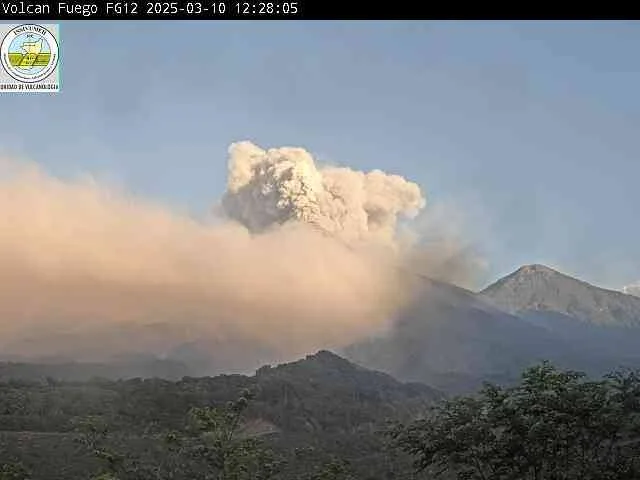 Disminuye actividad del Volcán de Fuego