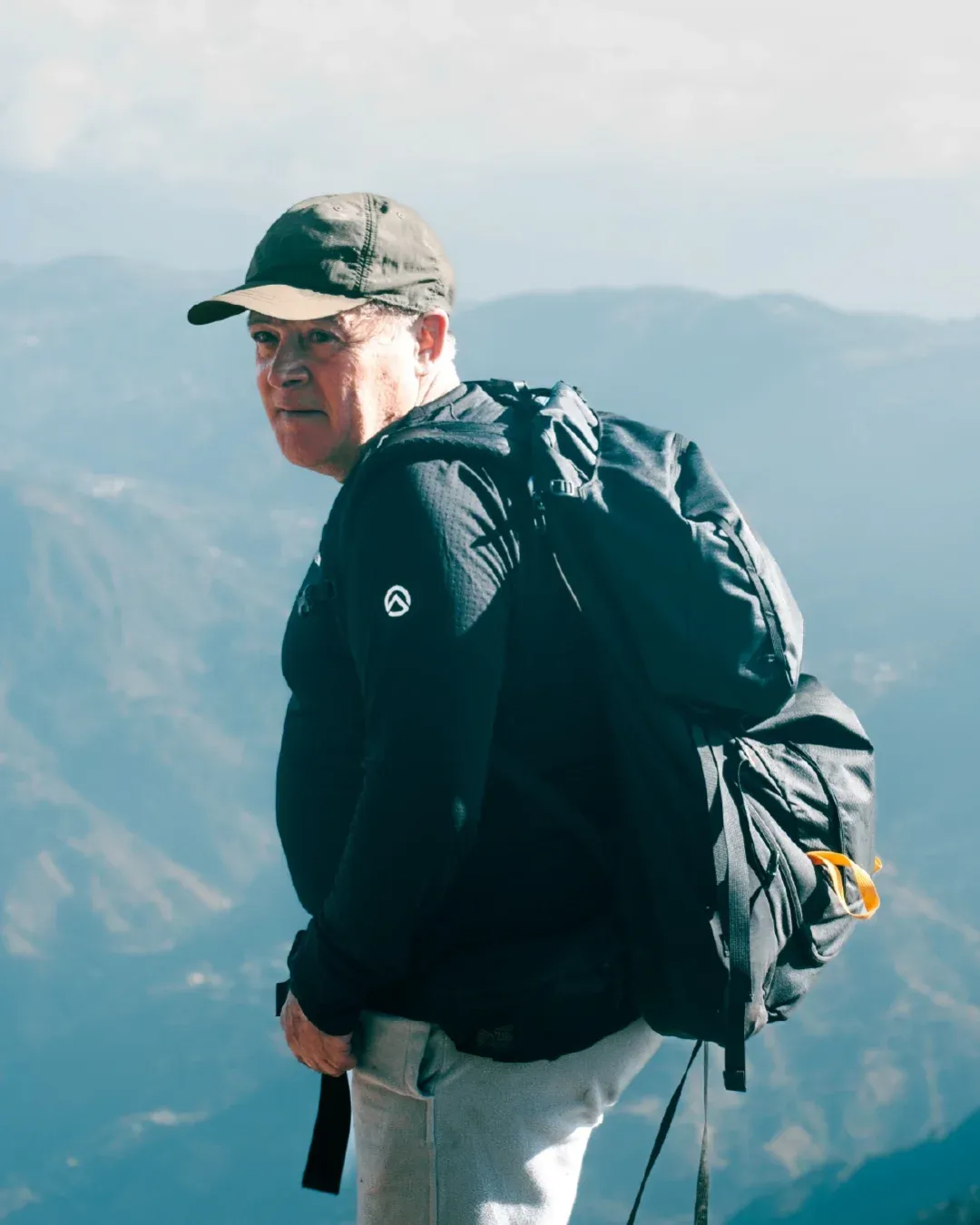 Jaime Viñals: Un gigante guatemalteco conquista los volcanes.