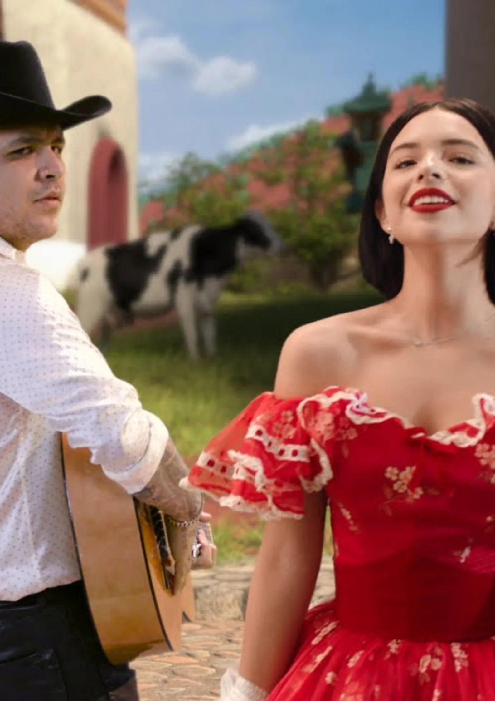 Nodal asegura que existen campañas pagadas de odio contra Ángela Aguilar: «No es normal»