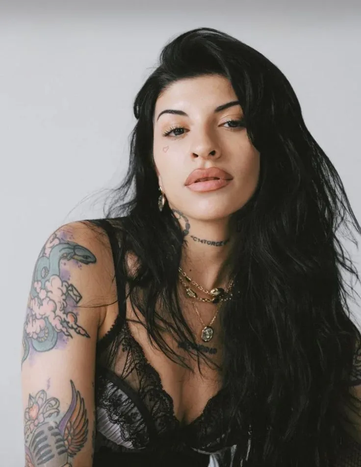 Cazzu y Nodal en el ojo del huracán