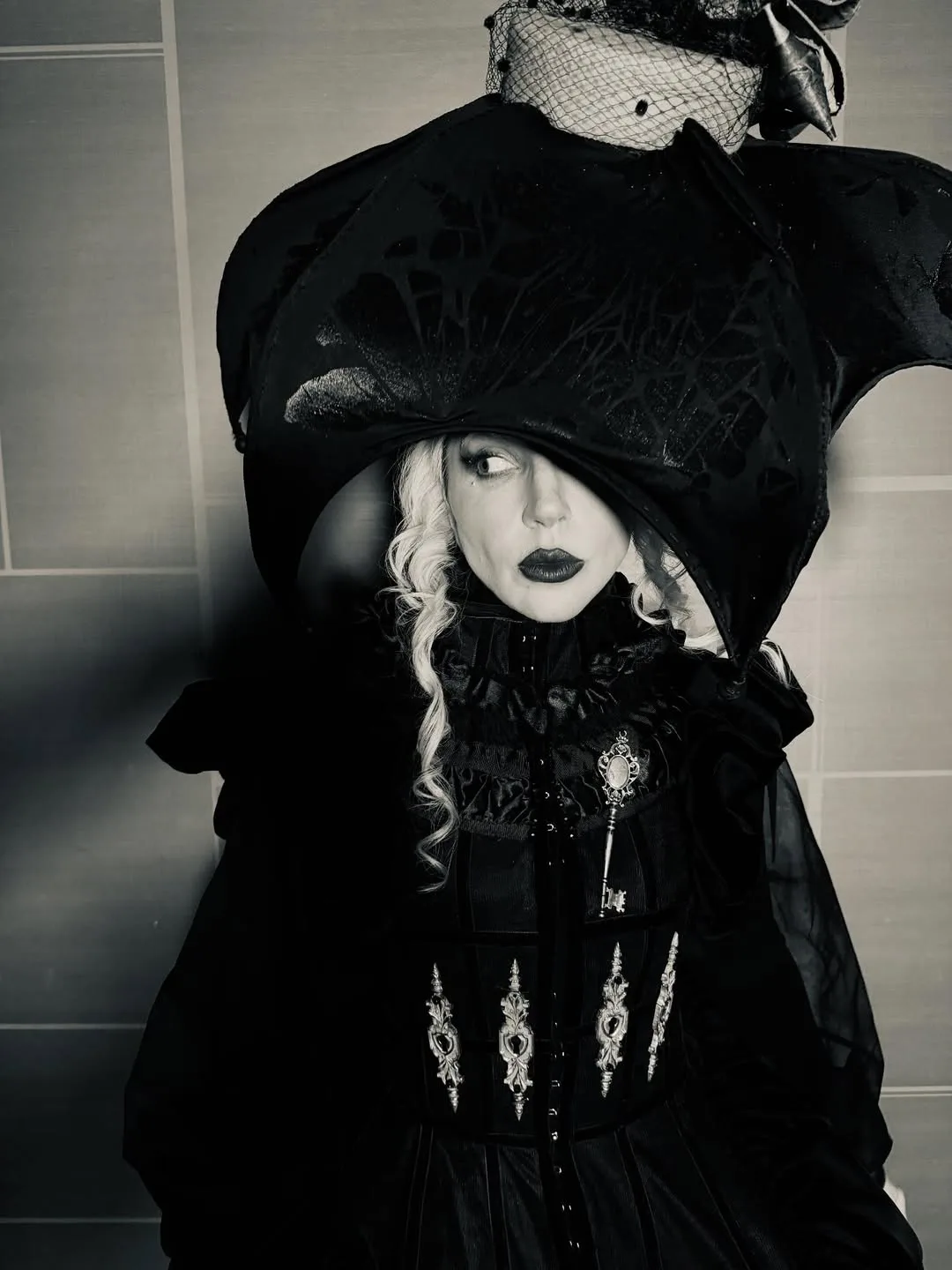 El escalofriante regreso de Lady Gaga en La isla de las muñecas