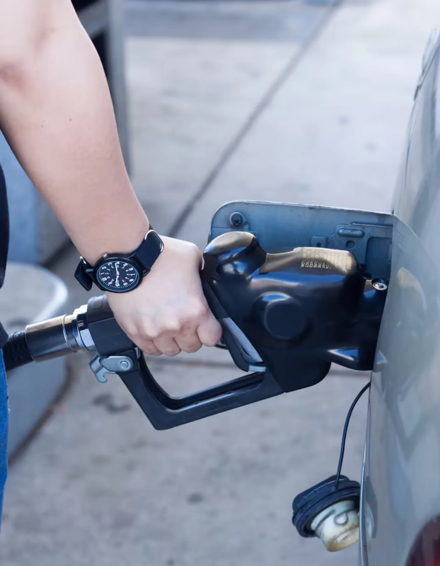 ¿La gasolina vuela? 5 errores al manejar que vacían tu tanque sin que lo notes. Foto: Freepik